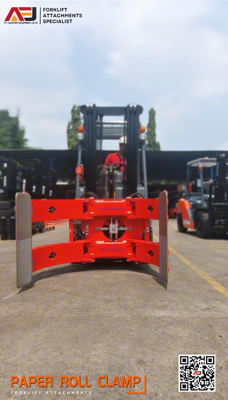 Paper Roll Clamp Forklift: Solusi Aman dan Efisien untuk Menangani Roll Kertas